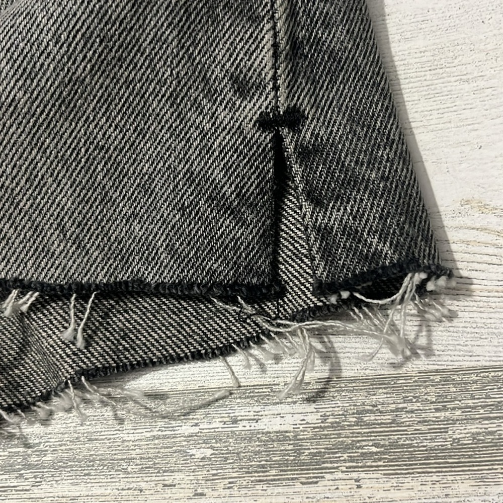 Re/Done Shorts Size 23 - Picture 14 of 14